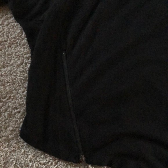 All black asymmetrical hem top - Picture 3 of 6